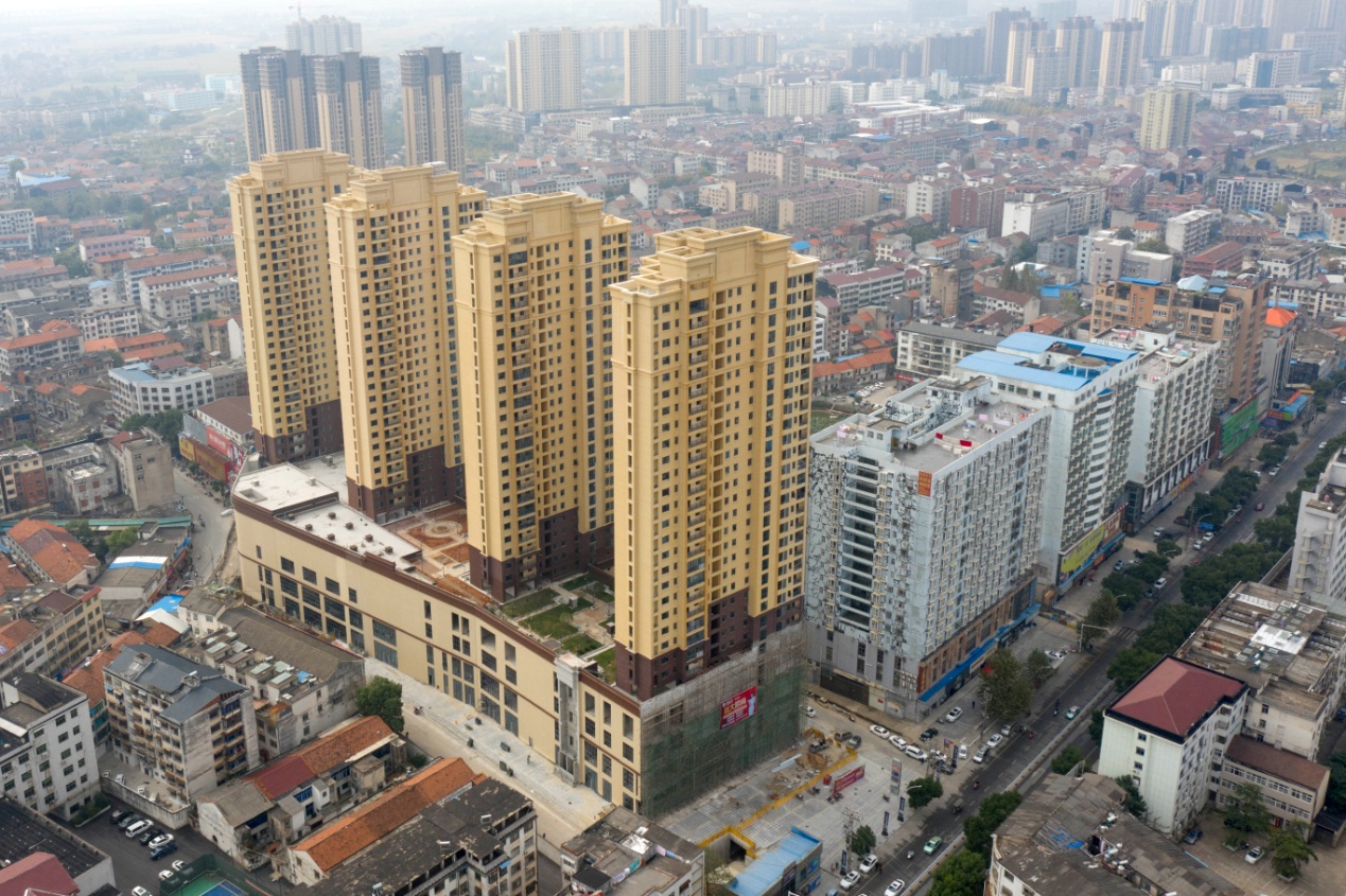 華進(jìn)?華弘廣場(chǎng)